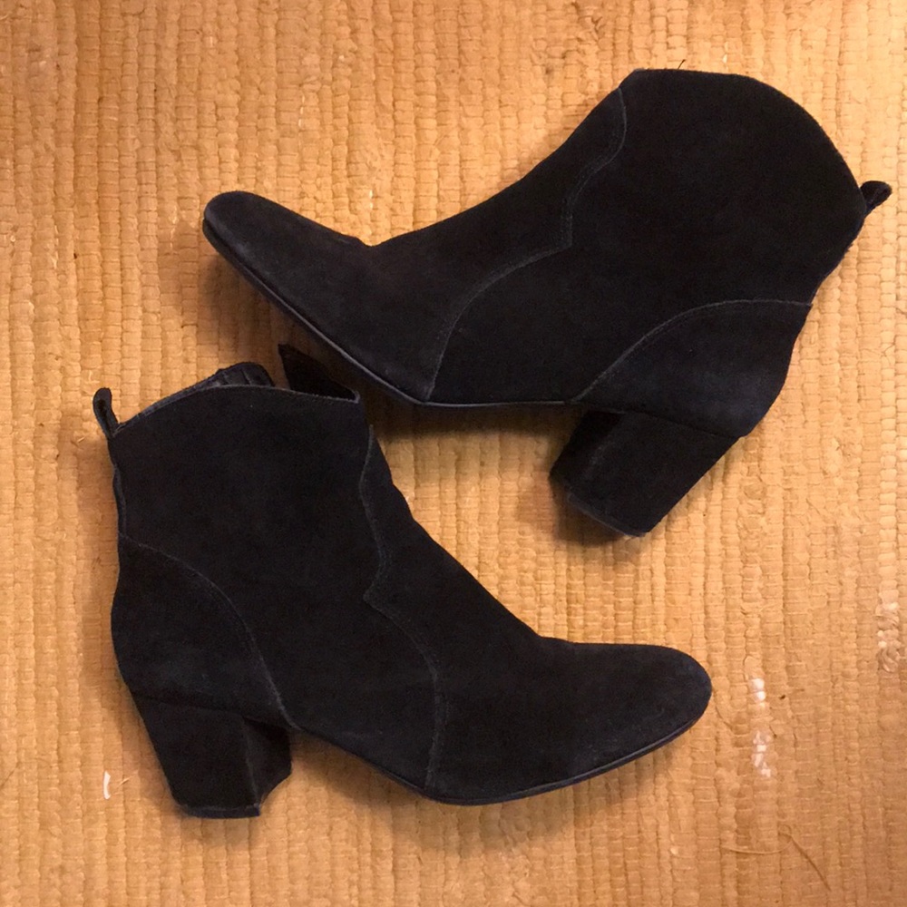Steve Madden Suede Western Booties